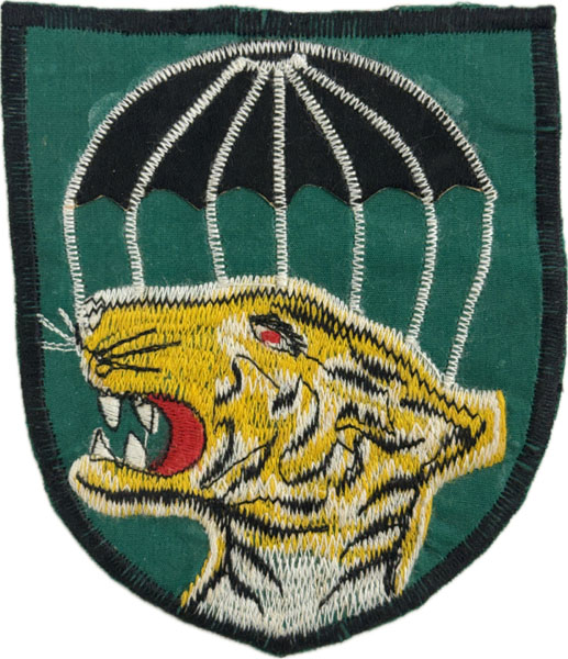 APCI-4692A MOBILE STRIKE FORCE COMMAND copy